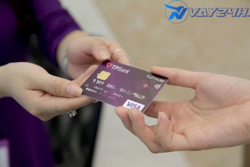 Quy tr&igrave;nh vay tiền bằng thẻ ATM